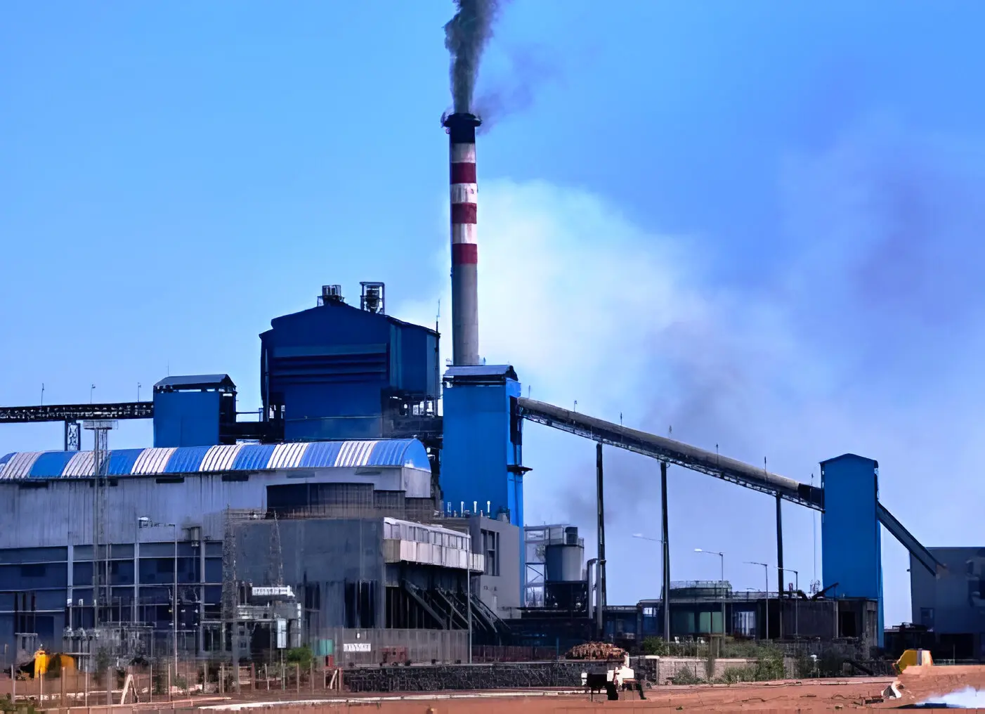 Modern sugar manufacturing plant with thermal management systems